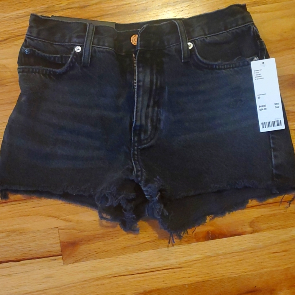 NWT Sz 25 Urban Outfitters shorts
